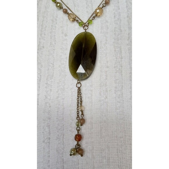 Lia Sophia Green Faceted Glass Pendant and Resin and Glass Bead Necklace 17" - Picture 3 of 5